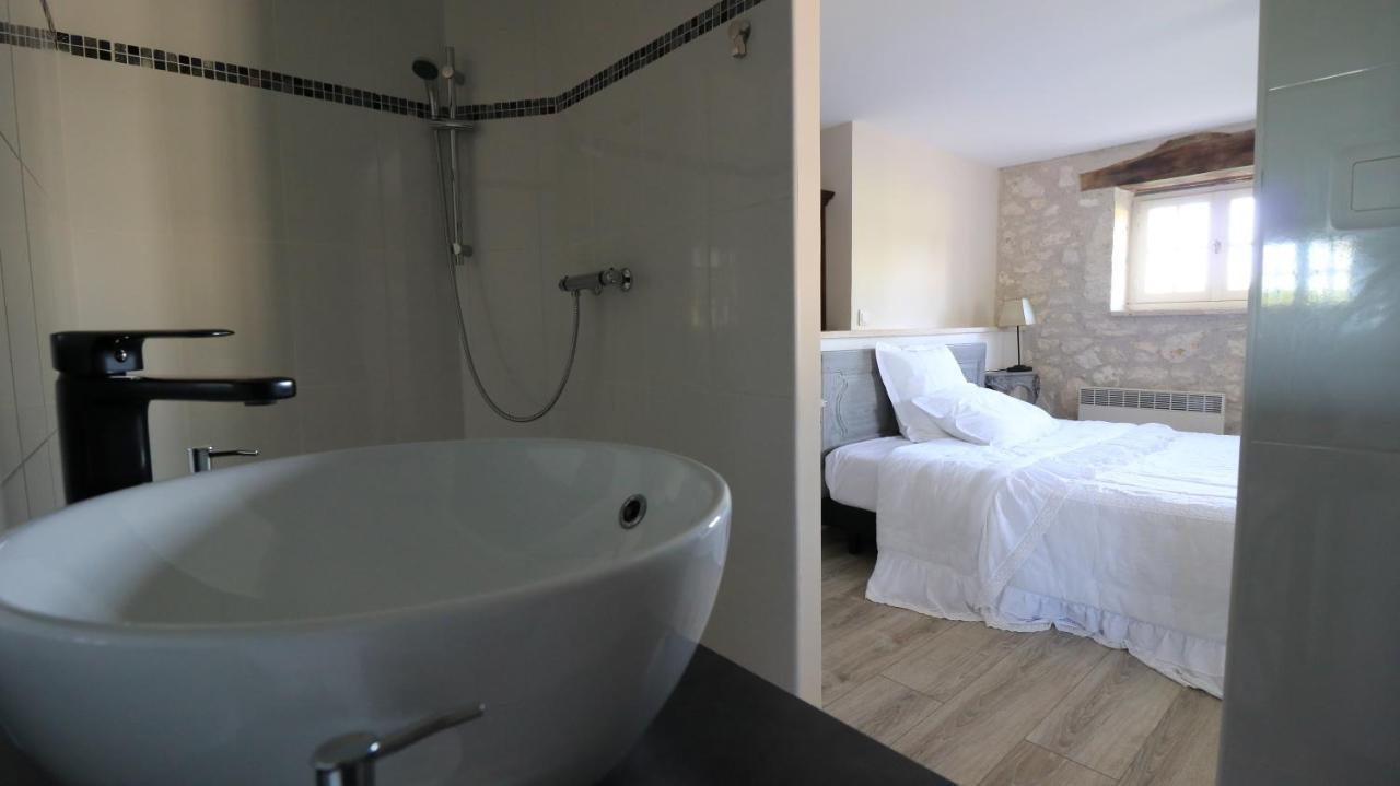 Chambre D'Hotes La Quercynoise Bed & Breakfast Montaigu-de-Quercy ภายนอก รูปภาพ